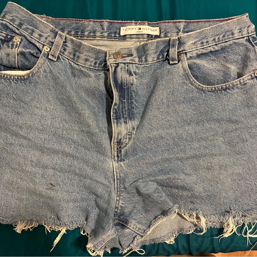 Tommy Hilfiger Women's Light Blue Jean Shorts